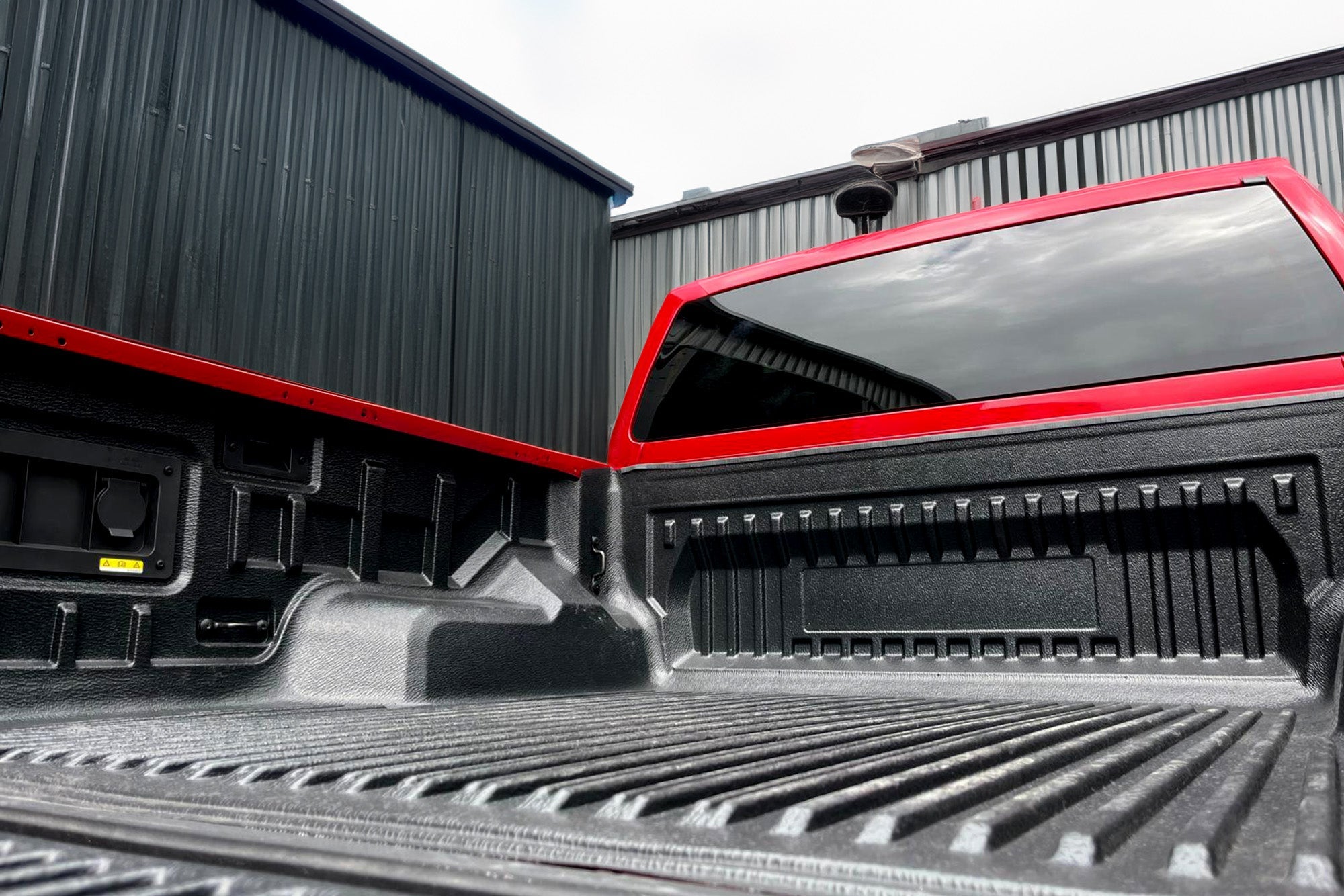 Ford Ranger 2023+ Load Bed Liner - Under Rail - New Amarok
