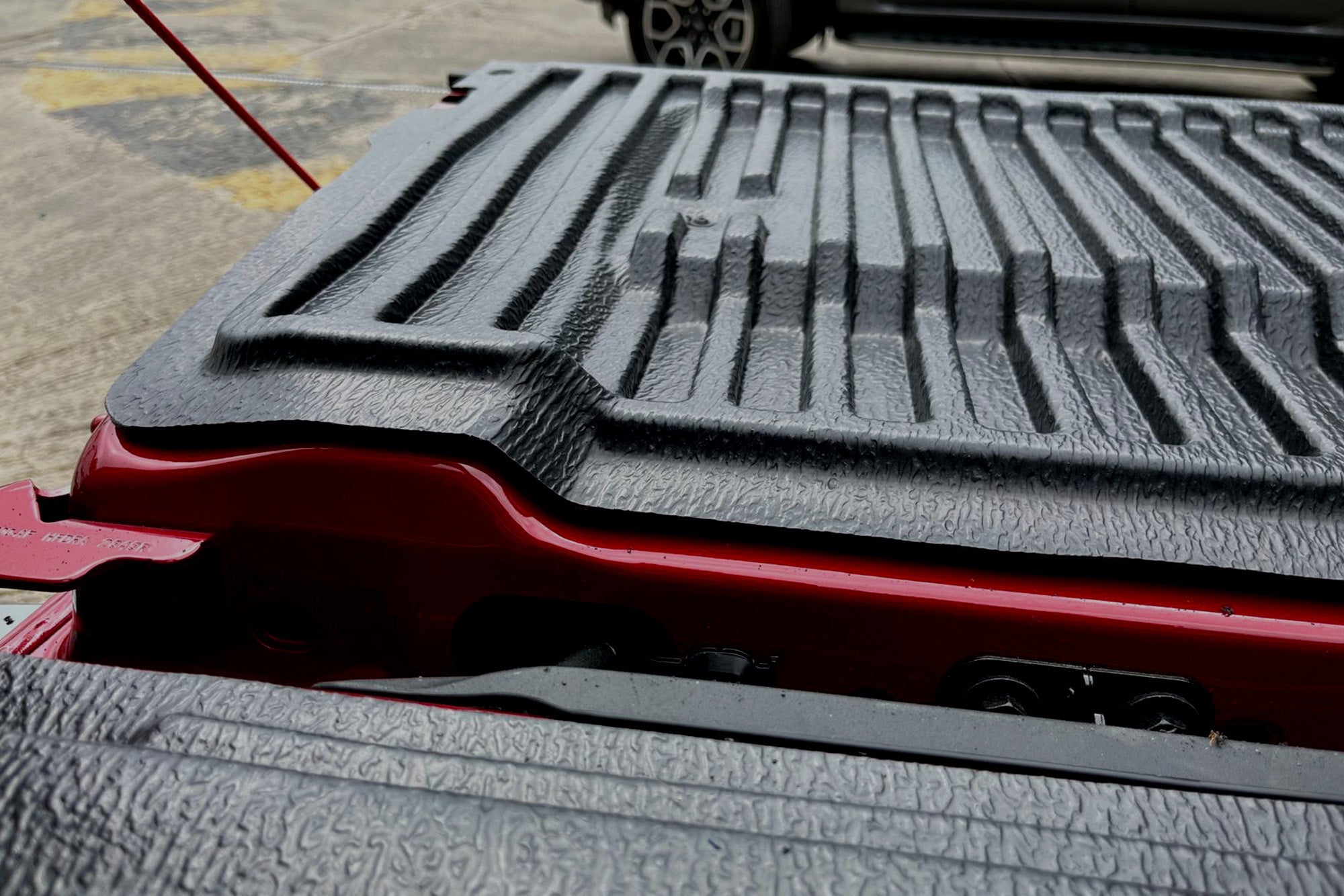 Volkswagen Amarok 2023+ Load Bed Liner - Under Rail - New Amarok