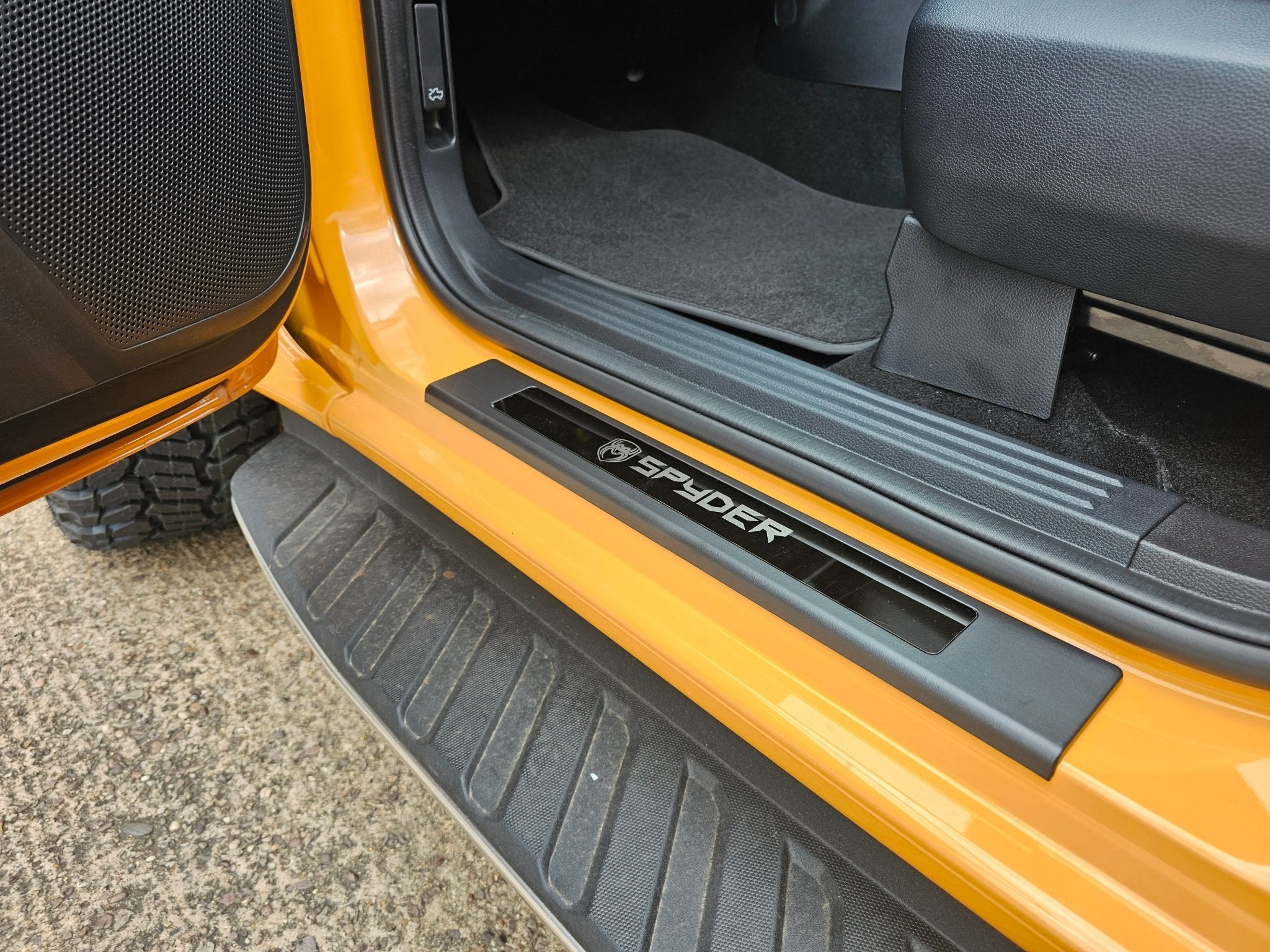 Volkswagen Amarok 2023+ Spyder Sill Guards in Black - New Amarok