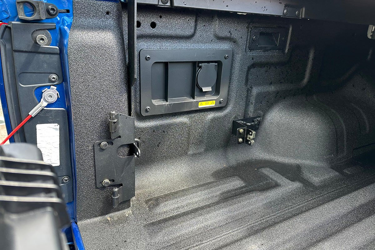 Volkswagen Amarok 2023+ Swing Case with Bracket Kit for use with Bedliner - New Amarok